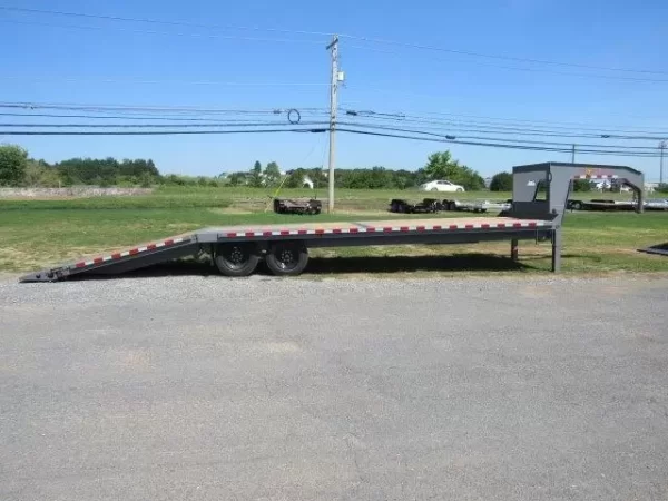 BWise 8 x 30 Gooseneck Equipment Trailer – Hydraulic Tail - Image 7