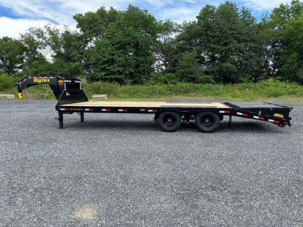 Big Tex 8.5 x 25 Gooseneck Deckover Equipment Trailer - Image 11