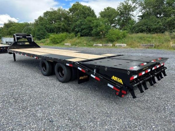Big Tex 8.5 x 30 Gooseneck Deckover Equipment Trailer – Mega Ramps - Image 4