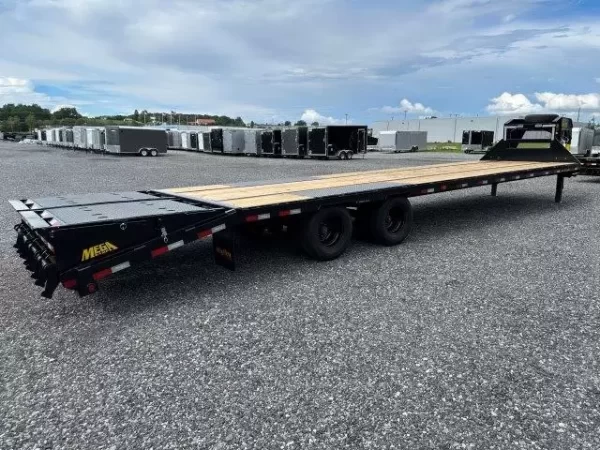Big Tex 8.5 x 35 Gooseneck Deckover Equipment Trailer – Mega Ramps - Image 7