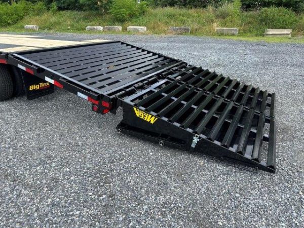 Big Tex 8.5 x 40 Gooseneck Deckover Equipment Trailer – Mega Ramps - Image 6