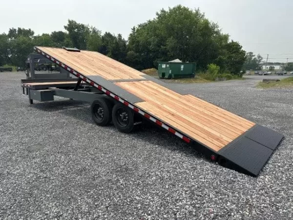 BWise 8 x 28 Gooseneck Deckover Equipment Trailer – Hydraulic Beavertail - Image 5
