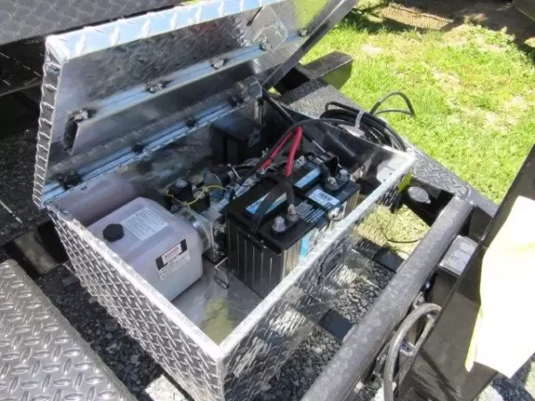 CAM Superline 7 x 18 Equipment Trailer Powered Tilt Deck - Image 3