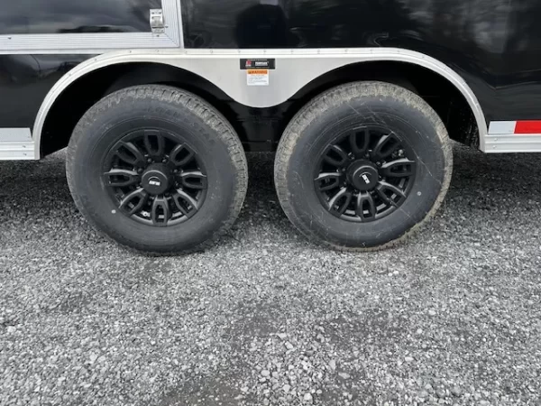 Car Mate 8.5 x 38 Enclosed Gooseneck Trailer Aluminum Wheels - Image 2