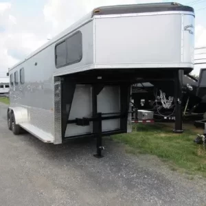 Homesteader Stallion 3 Horse Gooseneck Trailer Slant Load