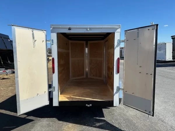 Homesteader 5 x 8 Enclosed V-Nose Cargo Trailer Barn Doors - Image 6