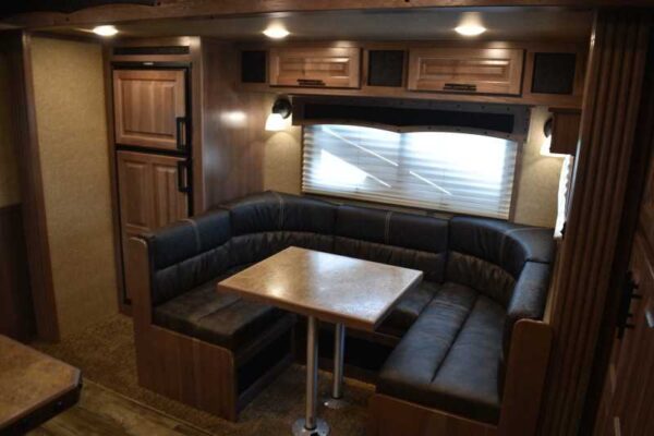 2021 Lakota BigHorn 5 Horse Trailer With Bunkbeds - Image 17