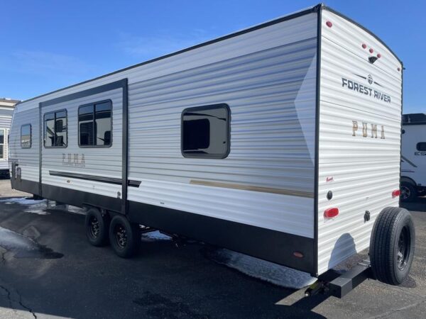 2025 Palomino Puma Camping Edition 304BHCE - Image 3