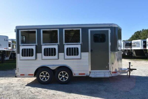 2018 Lakota 83HBPSL 3 Horse Trailer - Image 10