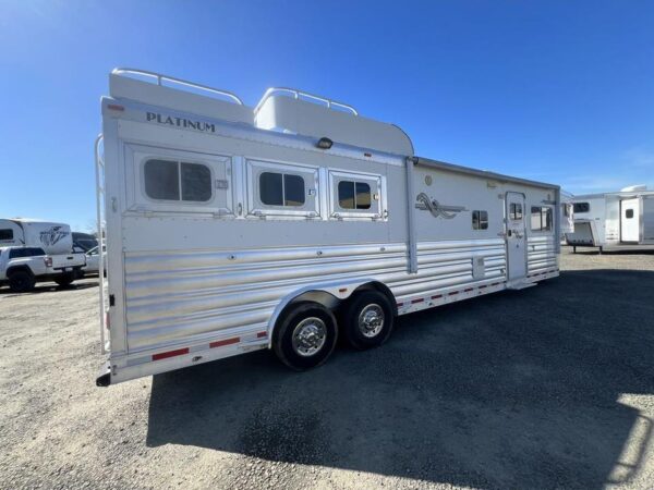 2009 Platinum Coach 3 H 16’ LQ with Outlaw Conversion - Image 4