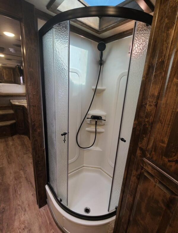 2017 Platinum Coach Outlaw 4 Horse 12' 8" Outlaw Conversion Slide Out Gallery - Image 19