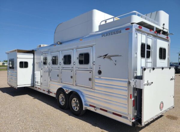 2017 Platinum Coach Outlaw 4 Horse 12' 8" Outlaw Conversion Slide Out Gallery - Image 27