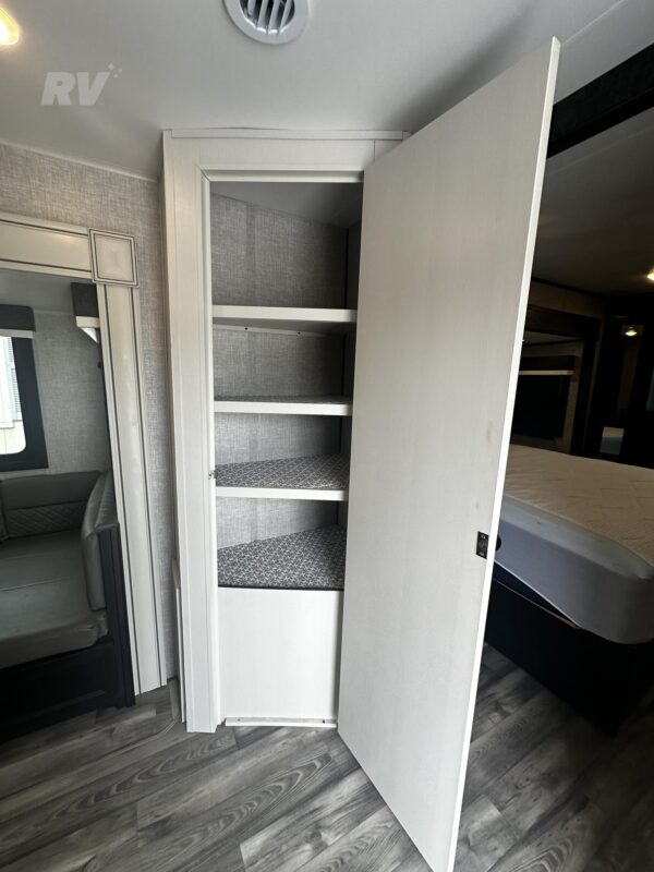 2022 JAYCO EAGLE HT 320FBOK - Image 13