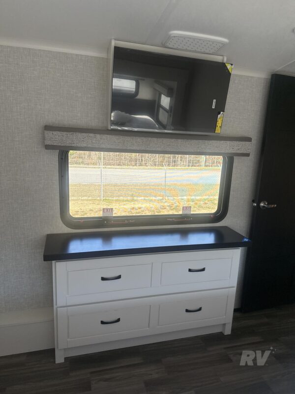 2025 JAYCO NORTH POINT 377RLBH - Image 22