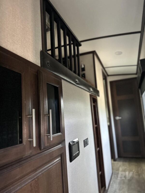 2019 JAYCO NORTH POINT 377RLBH - Image 18