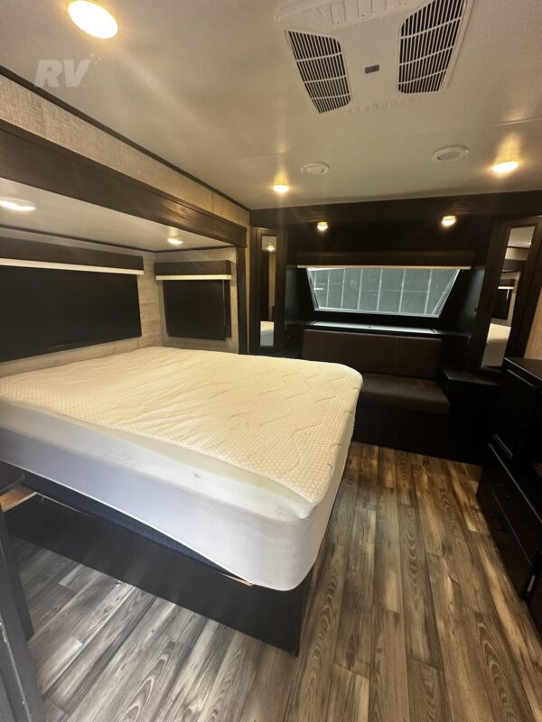 2022 JAYCO EAGLE HT 320FBOK - Image 15