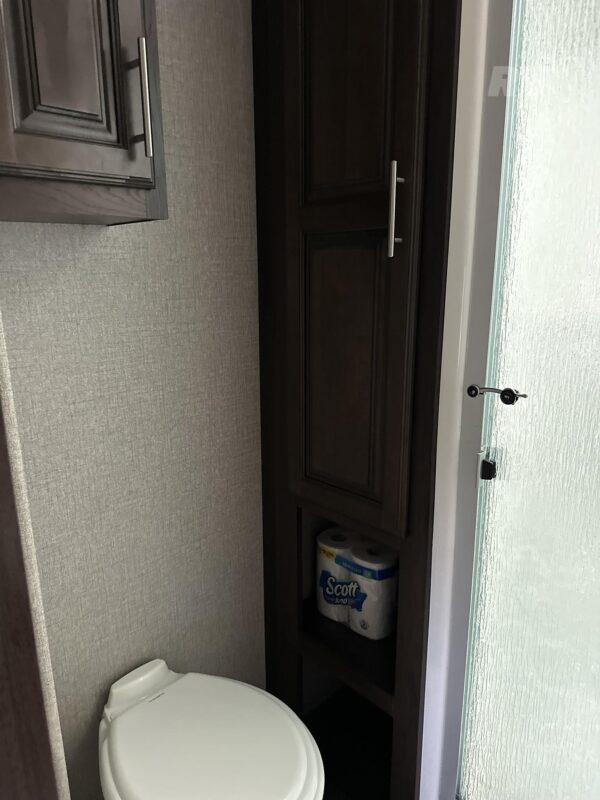 2019 JAYCO NORTH POINT 377RLBH - Image 20