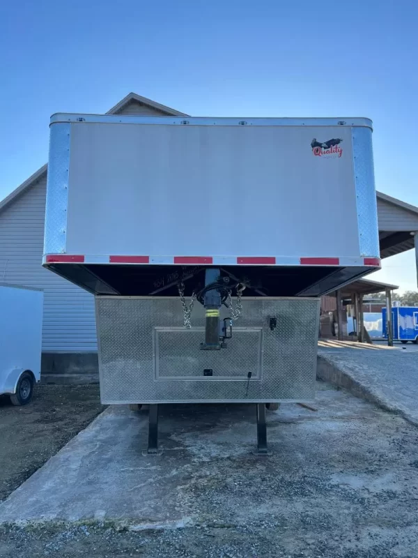White Gooseneck Trailer - Image 2